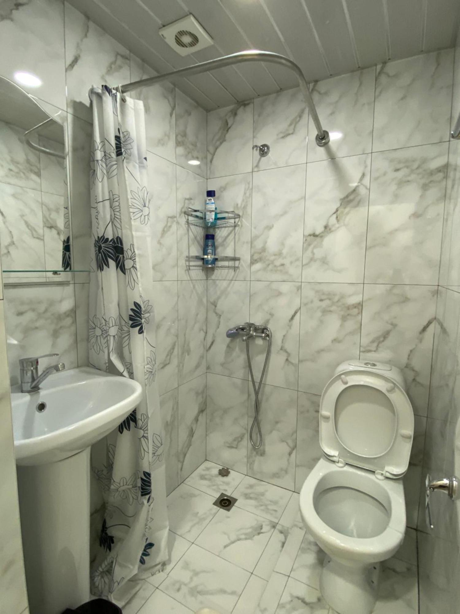 Hotel Sun House Yeghegnadzor Exterior foto